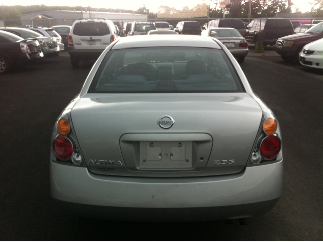 2002 Nissan Altima Pickupslt Quad Cab SWB 4WD 4x4 Truck