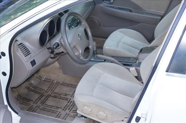 2002 Nissan Altima Unknown