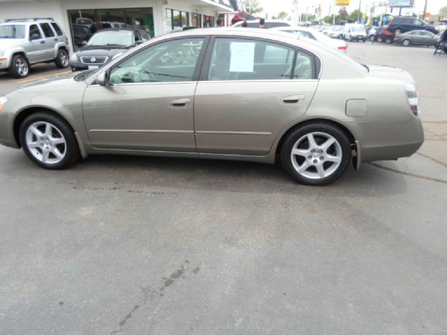2002 Nissan Altima LE