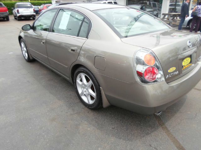 2002 Nissan Altima LE