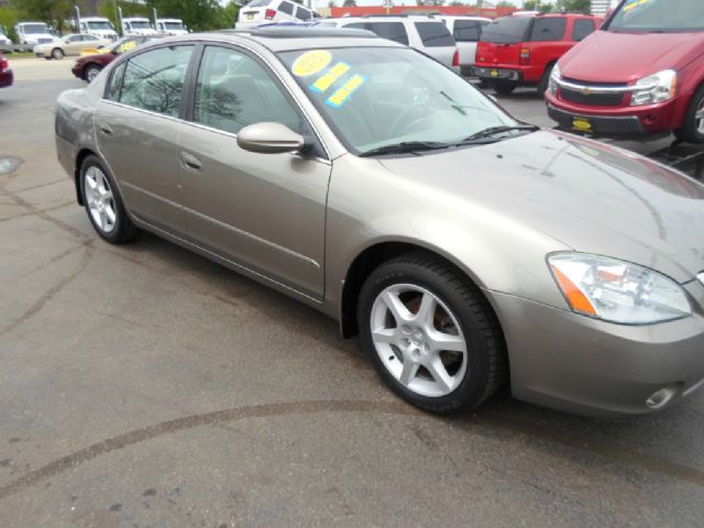 2002 Nissan Altima LE