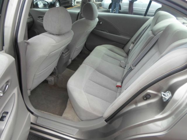 2002 Nissan Altima LE