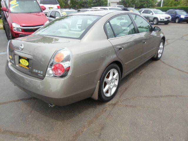 2002 Nissan Altima LE
