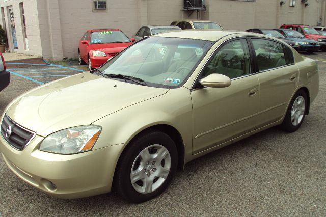 2002 Nissan Altima Pickupslt Quad Cab SWB 4WD 4x4 Truck