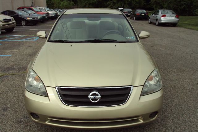 2002 Nissan Altima Pickupslt Quad Cab SWB 4WD 4x4 Truck