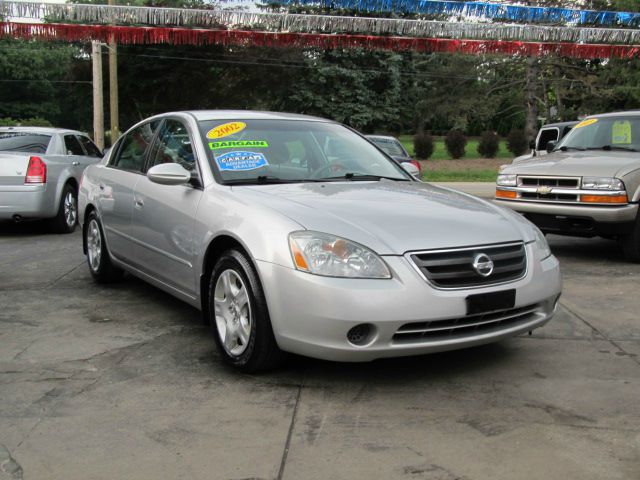 2002 Nissan Altima Pickupslt Quad Cab SWB 4WD 4x4 Truck