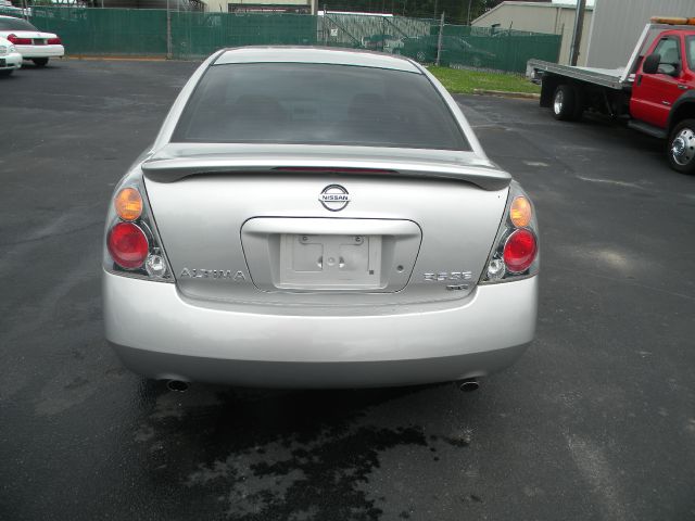 2002 Nissan Altima LE