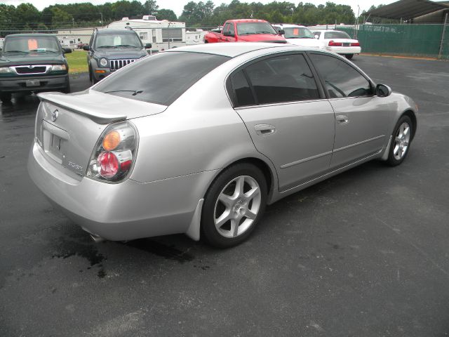 2002 Nissan Altima LE