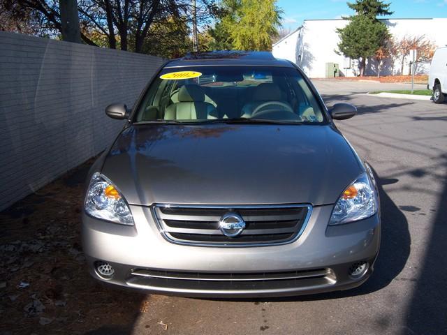 2002 Nissan Altima XR