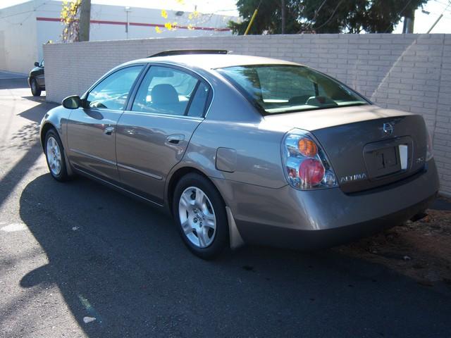2002 Nissan Altima XR