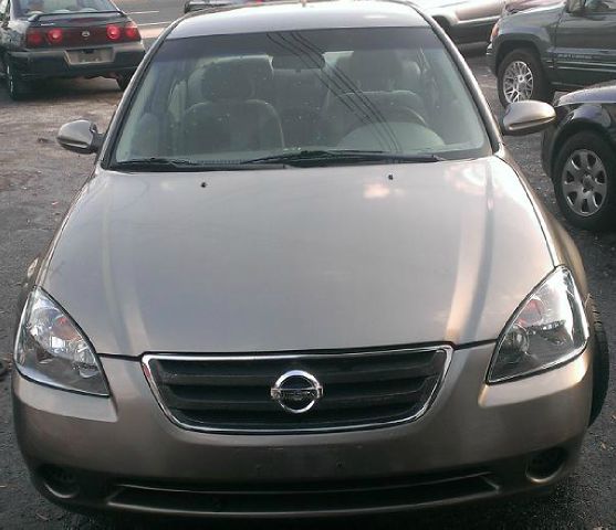 2002 Nissan Altima Pickupslt Quad Cab SWB 4WD 4x4 Truck