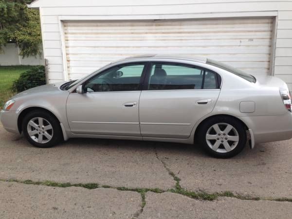 2002 Nissan Altima Pickupslt Quad Cab SWB 4WD 4x4 Truck
