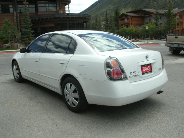 2002 Nissan Altima Pickupslt Quad Cab SWB 4WD 4x4 Truck