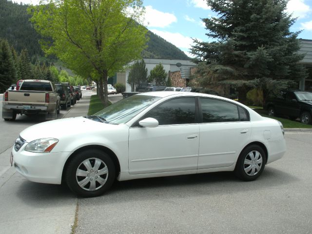 2002 Nissan Altima Pickupslt Quad Cab SWB 4WD 4x4 Truck
