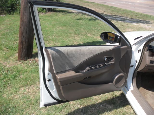 2002 Nissan Altima GS-R