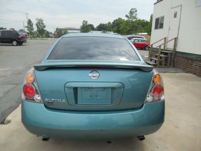 2002 Nissan Altima LE
