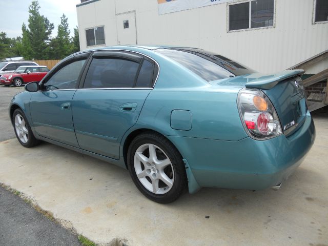 2002 Nissan Altima LE