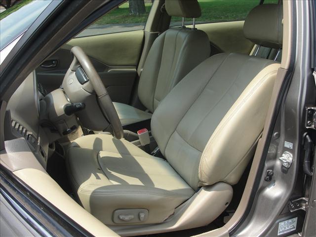 2003 Nissan Altima XR