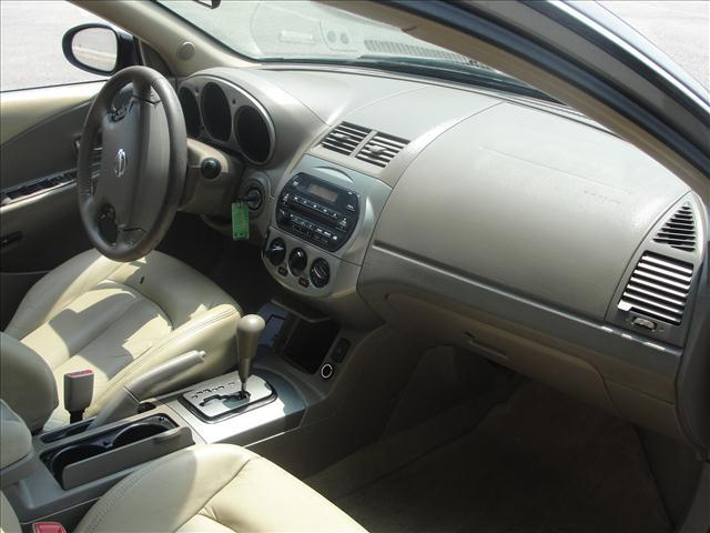 2003 Nissan Altima XR
