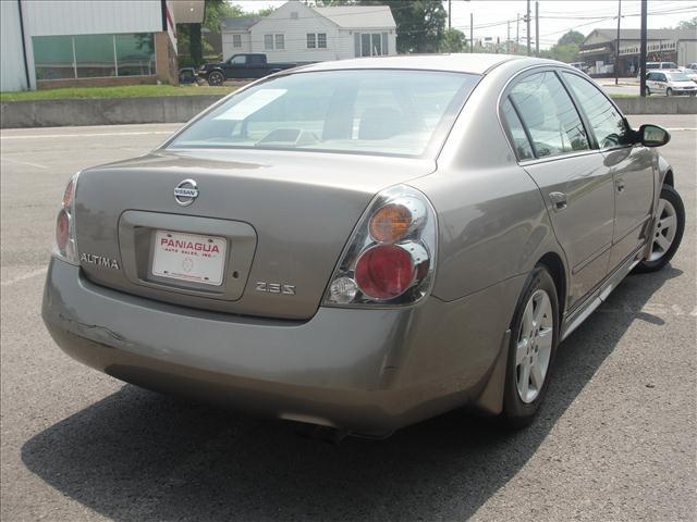 2003 Nissan Altima XR