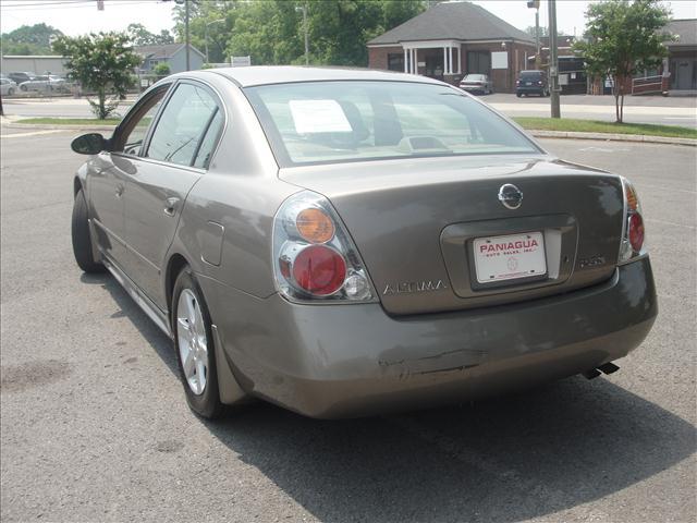 2003 Nissan Altima XR