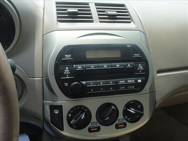 2003 Nissan Altima XR