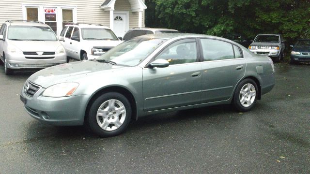 2003 Nissan Altima Pickupslt Quad Cab SWB 4WD 4x4 Truck