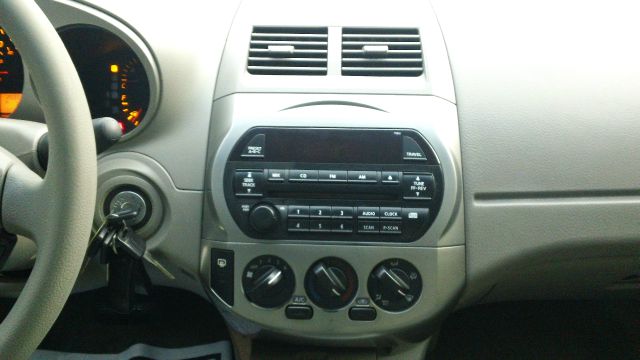 2003 Nissan Altima Pickupslt Quad Cab SWB 4WD 4x4 Truck