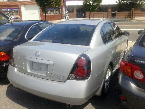 2003 Nissan Altima LE