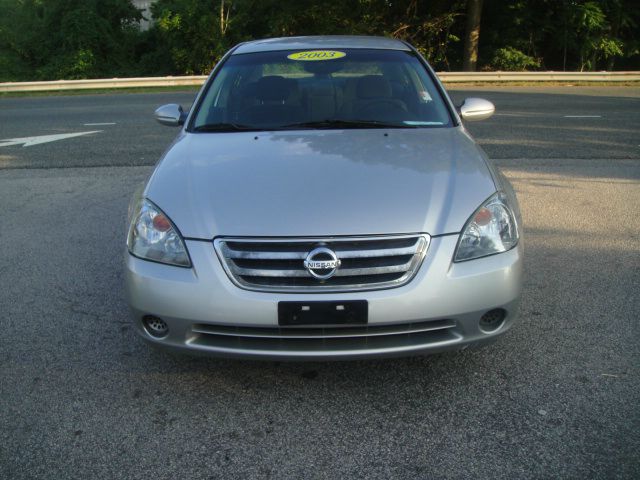 2003 Nissan Altima Pickupslt Quad Cab SWB 4WD 4x4 Truck