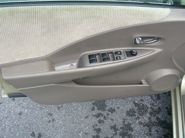 2003 Nissan Altima Pickupslt Quad Cab SWB 4WD 4x4 Truck