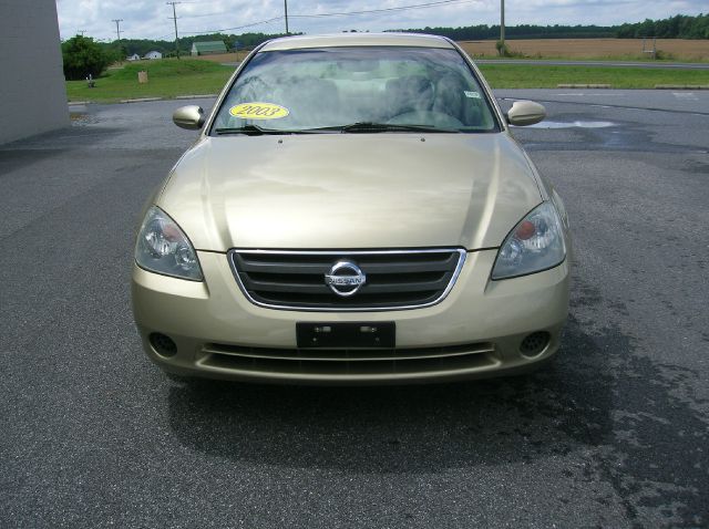 2003 Nissan Altima Pickupslt Quad Cab SWB 4WD 4x4 Truck