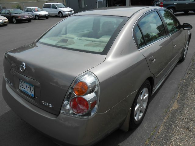 2003 Nissan Altima Pickupslt Quad Cab SWB 4WD 4x4 Truck