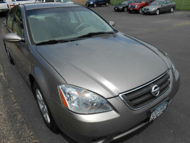 2003 Nissan Altima Pickupslt Quad Cab SWB 4WD 4x4 Truck
