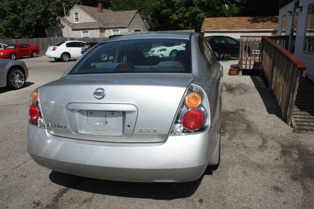 2003 Nissan Altima Pickupslt Quad Cab SWB 4WD 4x4 Truck