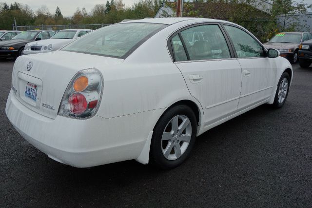 2003 Nissan Altima SLT Quad Cab 2WD