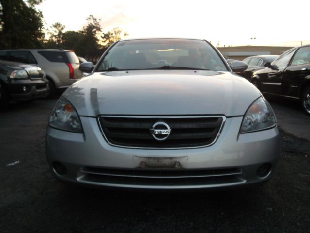 2003 Nissan Altima Pickupslt Quad Cab SWB 4WD 4x4 Truck