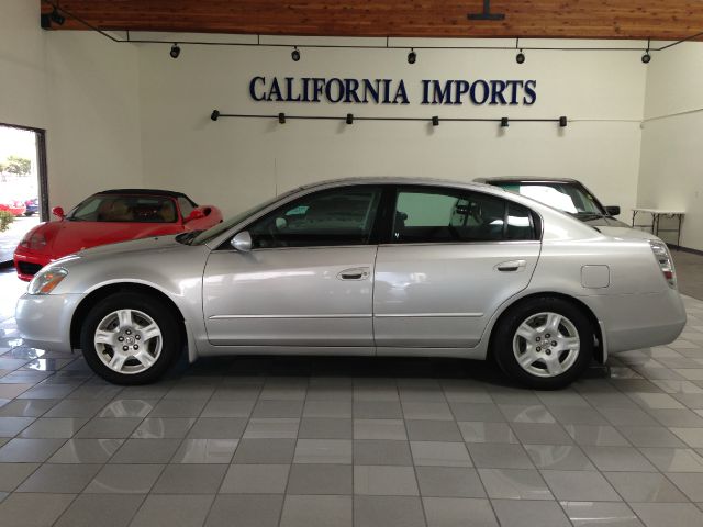 2003 Nissan Altima SLT Quad Cab 2WD