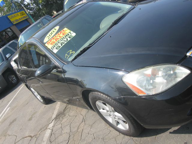 2003 Nissan Altima GS-R
