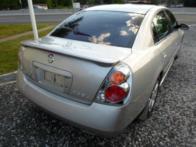2003 Nissan Altima SLT Quad Cab 2WD