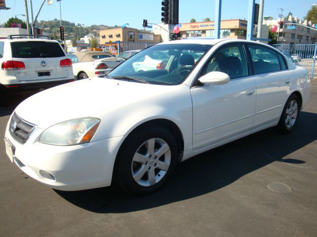2003 Nissan Altima Pickupslt Quad Cab SWB 4WD 4x4 Truck