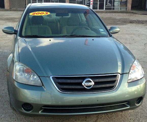 2003 Nissan Altima Unknown
