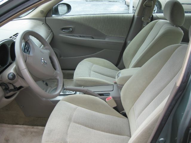 2003 Nissan Altima Pickupslt Quad Cab SWB 4WD 4x4 Truck