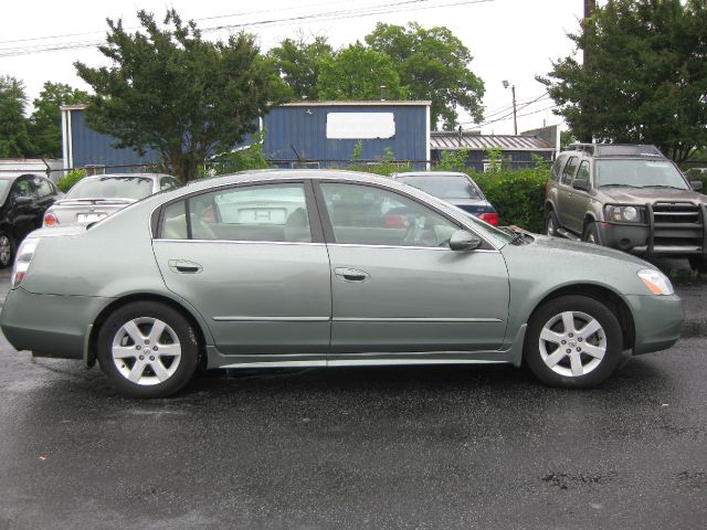 2003 Nissan Altima Pickupslt Quad Cab SWB 4WD 4x4 Truck