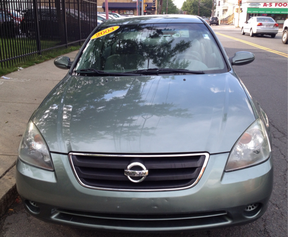 2003 Nissan Altima Pickupslt Quad Cab SWB 4WD 4x4 Truck