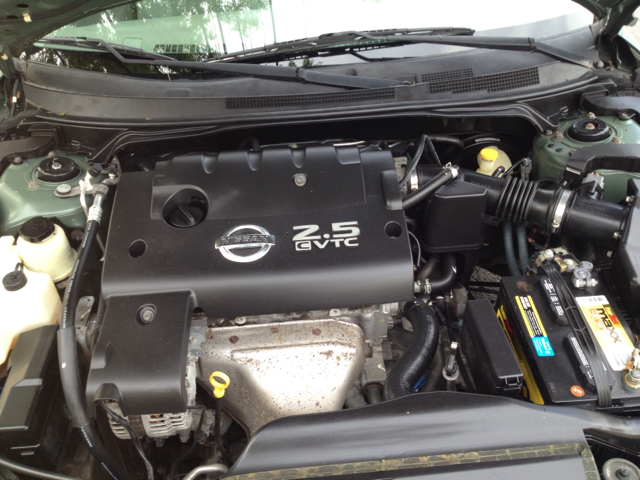 2003 Nissan Altima Pickupslt Quad Cab SWB 4WD 4x4 Truck