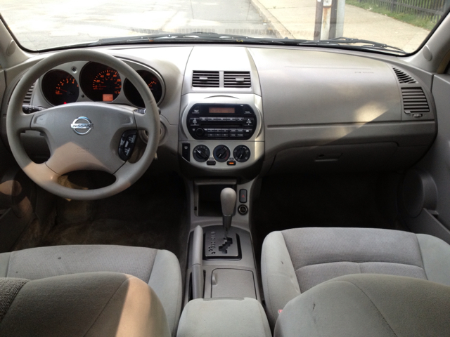 2003 Nissan Altima Pickupslt Quad Cab SWB 4WD 4x4 Truck