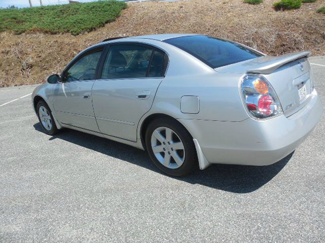 2003 Nissan Altima Pickupslt Quad Cab SWB 4WD 4x4 Truck