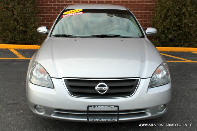 2003 Nissan Altima Pickupslt Quad Cab SWB 4WD 4x4 Truck
