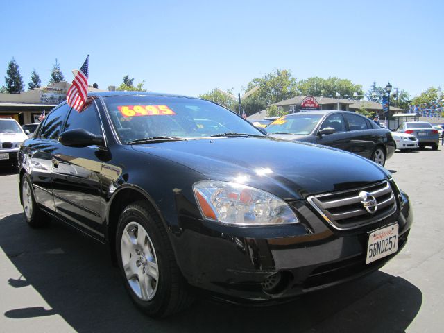 2003 Nissan Altima Pickupslt Quad Cab SWB 4WD 4x4 Truck